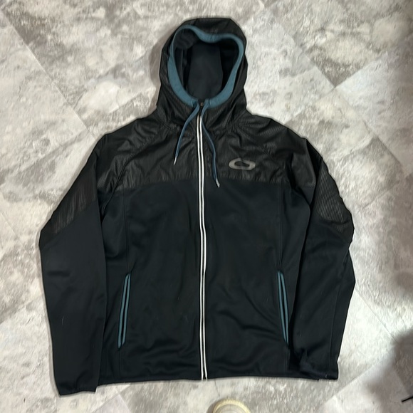 Oakley jacket - Picture 1 of 5